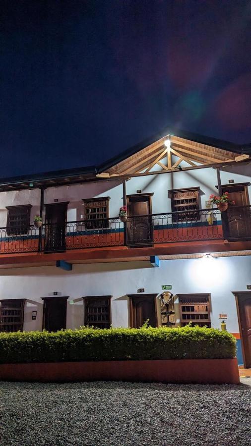 Hotel Dulce Campestre คาร์ดิน ภายนอก รูปภาพ